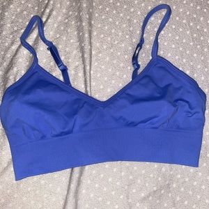 Lululemon EBB to street bra light support
